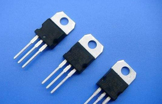 快恢复二极管TO-220封装实物图